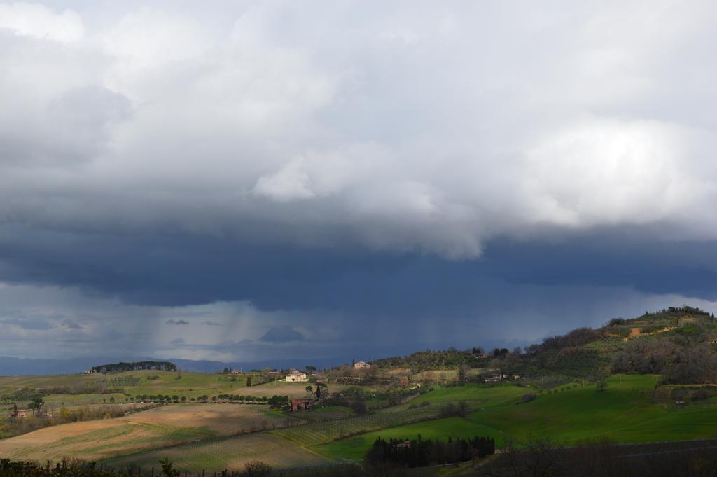 Willa Il Palazzo Dei Diavoli Montepulciano Stazione Zewnętrze zdjęcie