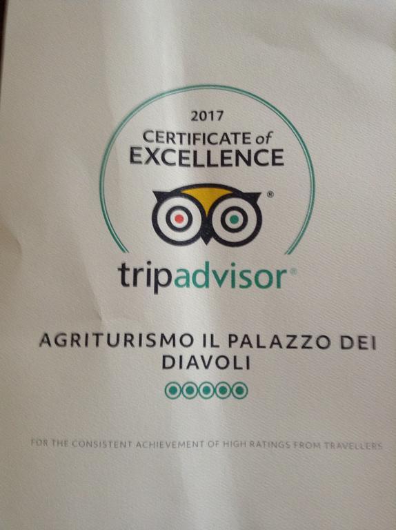 Willa Il Palazzo Dei Diavoli Montepulciano Stazione Zewnętrze zdjęcie